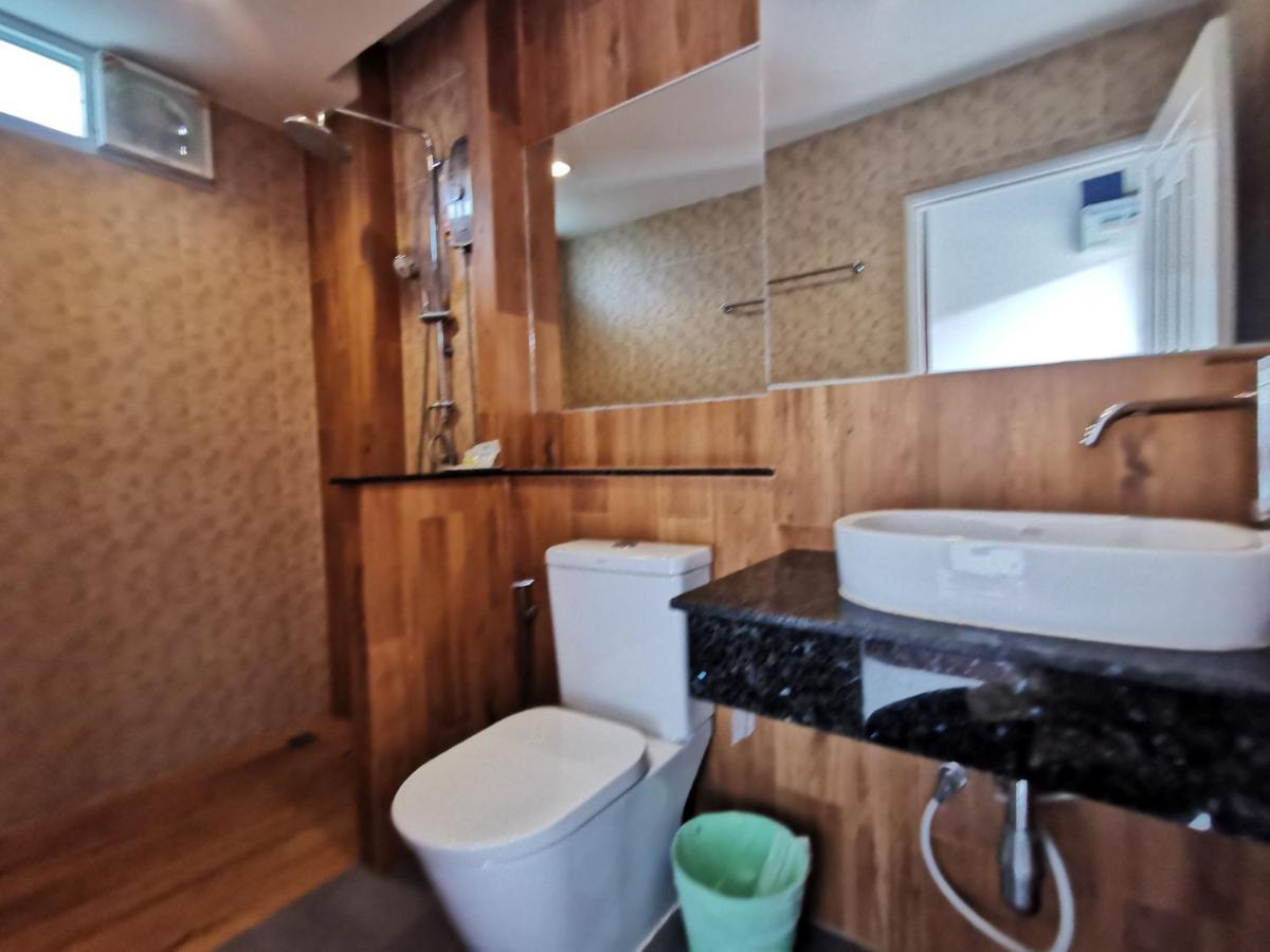 Smile Resort Sriracha Si Racha Exterior photo